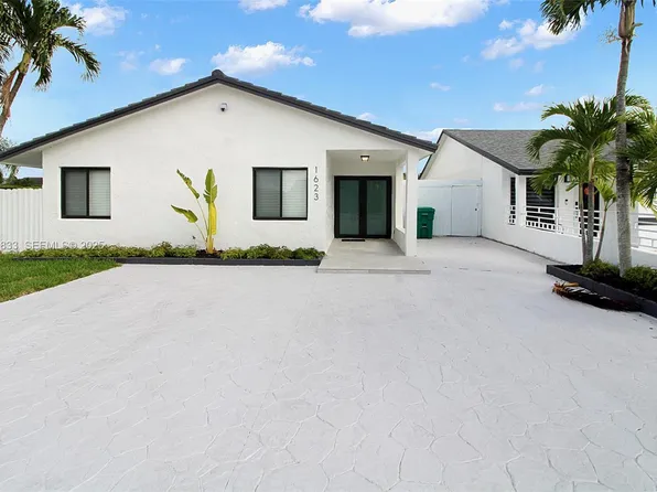 1623 SW 138th Ct, Miami, FL 33175