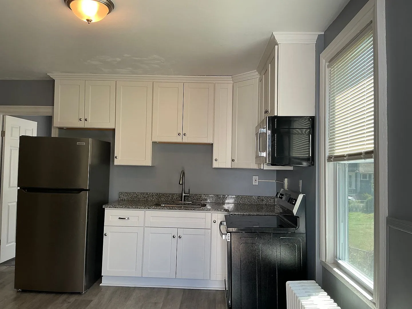 160 South Main Street — Photo 2