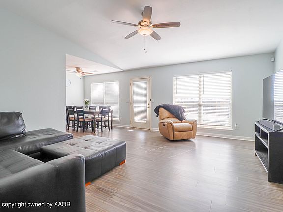 3rd image of 1005 Ketler St