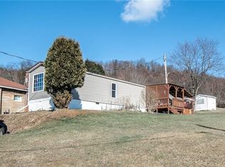 2811 Crawford Ave, Northern Cambria, PA 15714