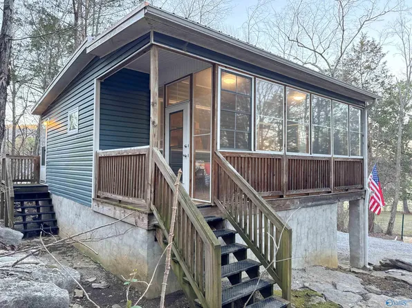 2839 Hobbs Island Rd SE, Huntsville, AL 35803