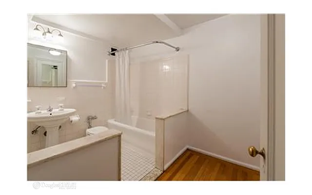 Rented by Douglas Elliman | media 4