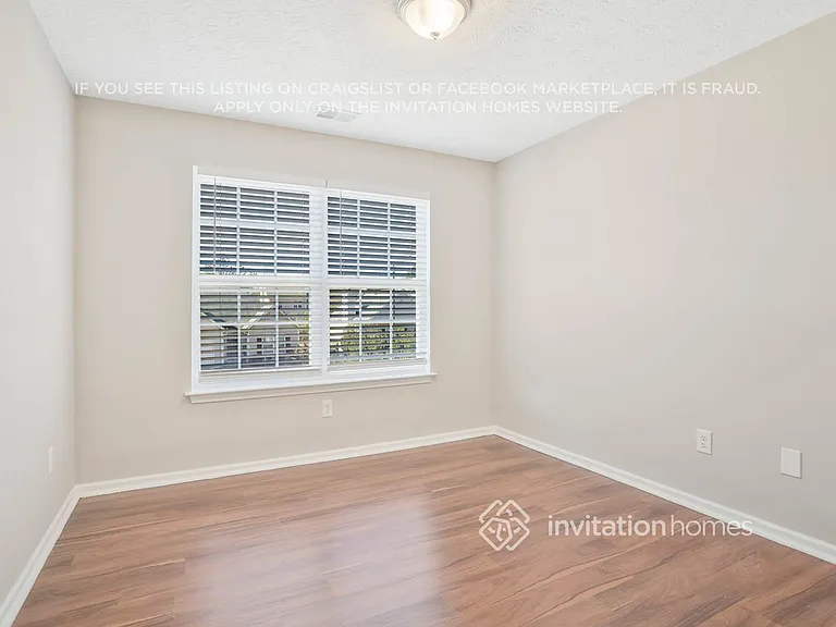 170 Saint Ann Cir — Photo 11