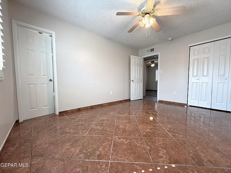 9321 Sorbonne Dr — Photo 30