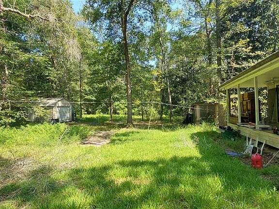 3rd image of 4840 Lakewood Dr