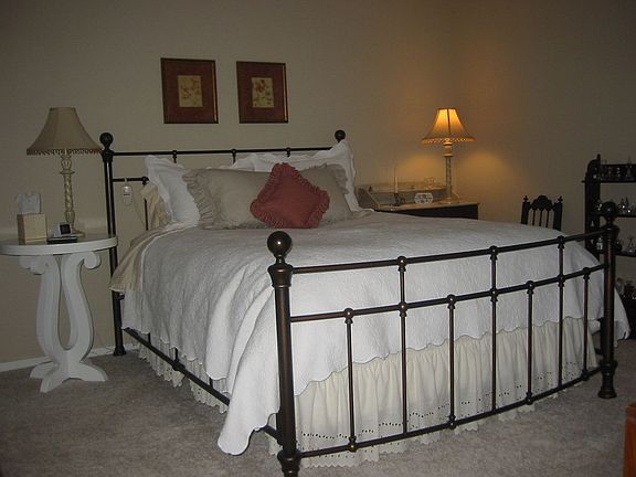 5th image of 6510 Oak Manor Plz