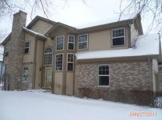 408 Kresswood Dr #A, McHenry, IL