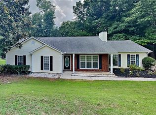 399 Charesa Ln, Dacula, GA 30019
