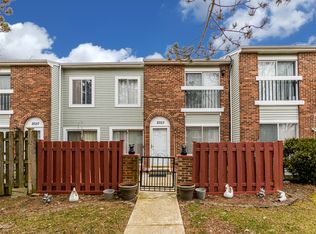 2023 Bayberry Ln, Hoffman Estates, IL 60169