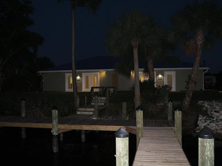 928 NW Spruce Ridge Dr — Photo 14
