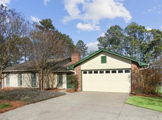 541 Buckingham Cir, Marietta, GA 30066