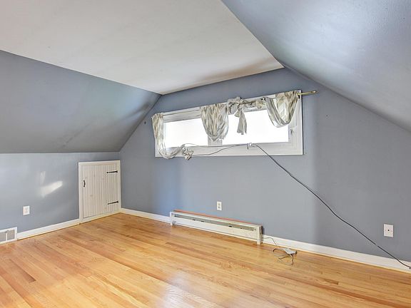 4th image of 73 Wepawaug Dr