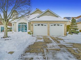 2320 N Chanticleer Ct, Toms River, NJ 08755