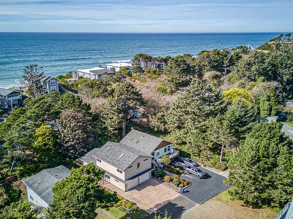 7155 Glen Ave, Gleneden Beach, OR 97388