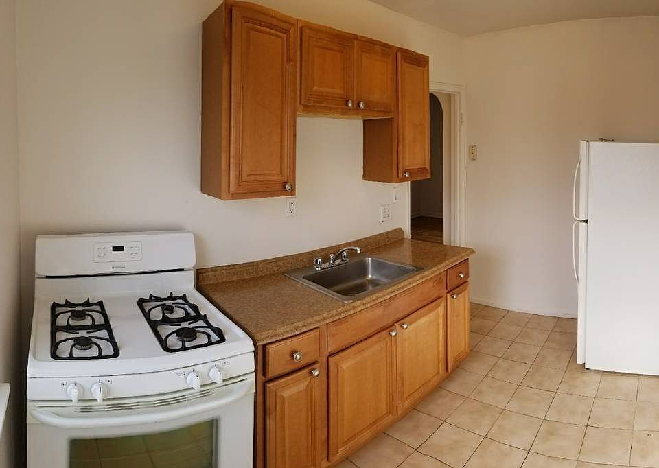 1st image of 26038 Langston Ave #1
