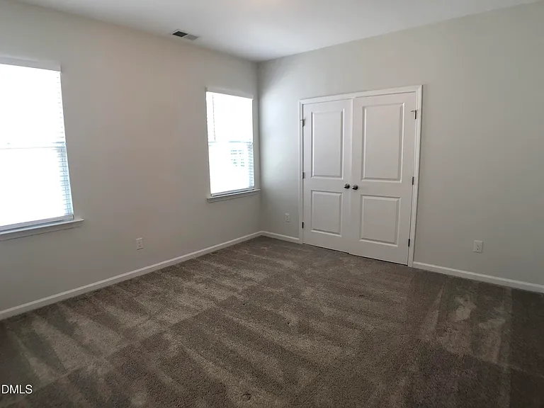 313 Ivy Arbor Way — Photo 16