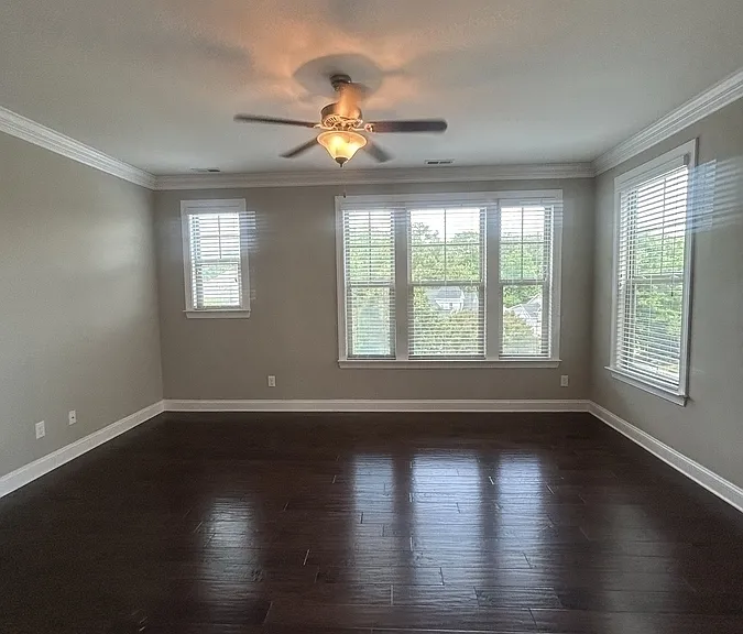 1401 Town Home Dr #1 — Photo 9