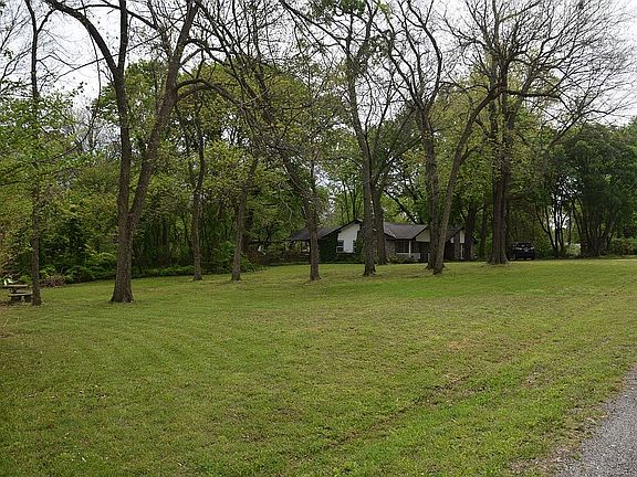 Front Yard:  Double Lot
