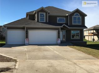 9120 N Myrtle Ave, Kansas City, MO 64156