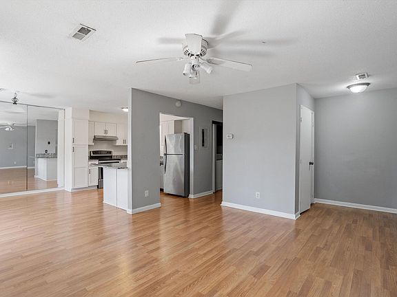 3rd image of 5130 Flint Ridge Pl