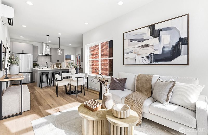 5th image of 1706 B N 47th Street