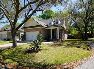 1959 Hattie Mae Ln, Niceville, FL 32578
