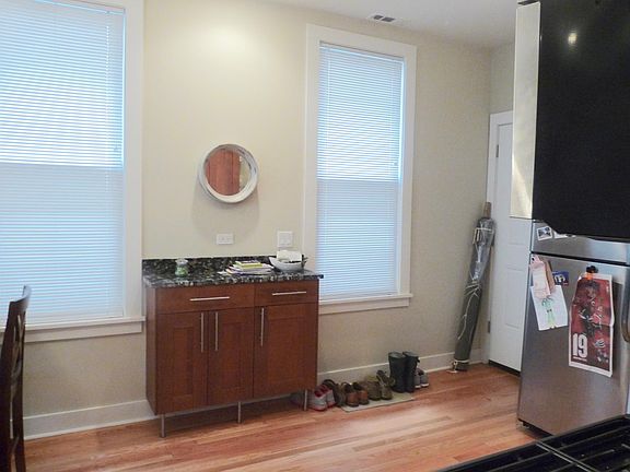3rd image of 1535 N Bosworth Ave APT 3R