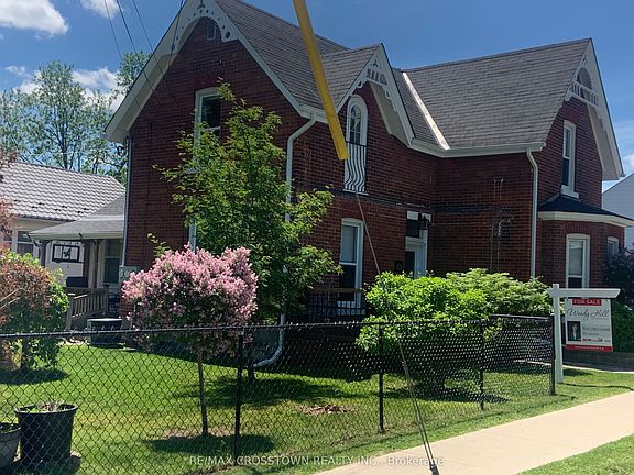 3rd image of 49 Park St