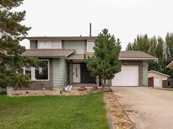 17928 93rd Ave NW, Edmonton, AB T5T 1V6