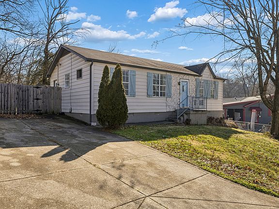 2nd image of 4304 Hopewood Dr