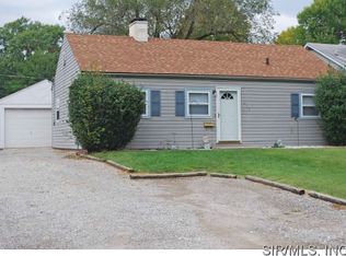 417 N 40th St, Belleville, IL 62226