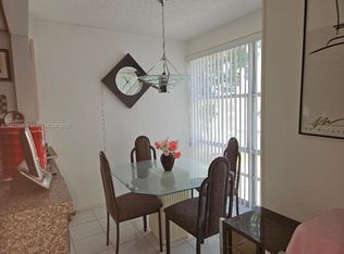 17620 Atlantic Blvd APT 319, Sunny Isles Beach, FL 33160