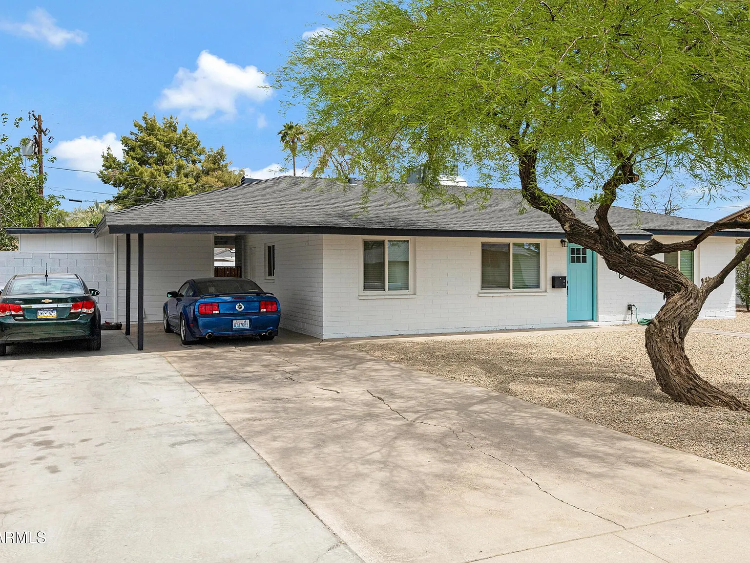 6 bed, 3.0 bath, 2320 sqft, $2,980 — Photo 3