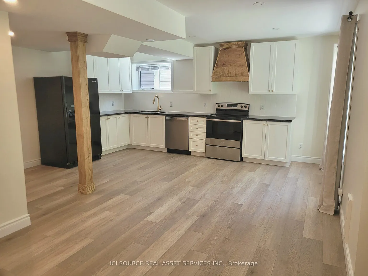 2 bed, $1,950 — Photo 1