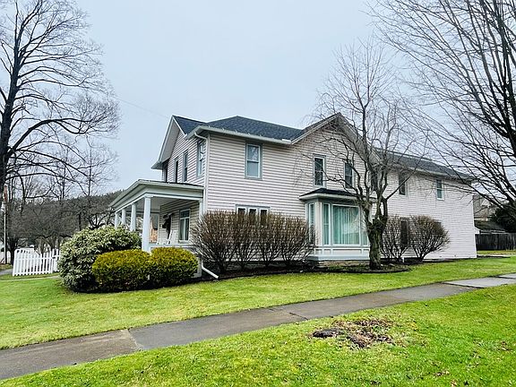 2nd image of 107 Borie St