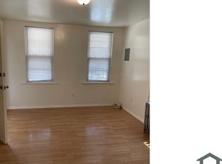 184 Harbor Rd FLOOR 2, Staten Island, NY 10303