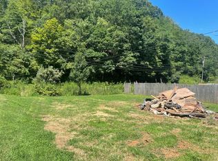 1780 Kents Ridge Rd, Cedar Bluff, VA 24609