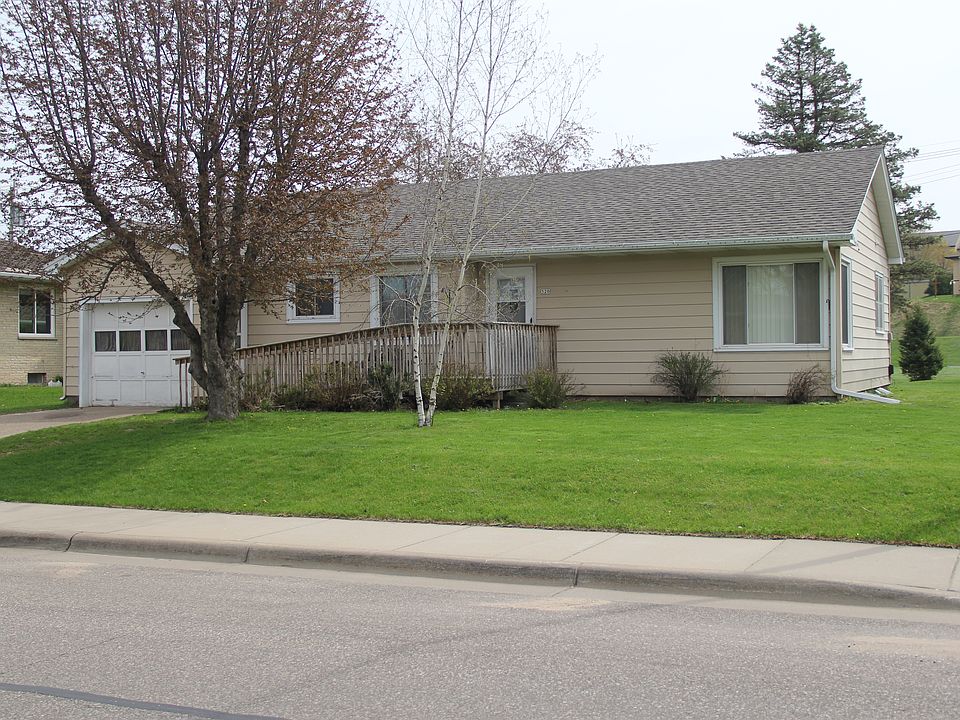 2nd image of 320 S Saint Joseph Ave