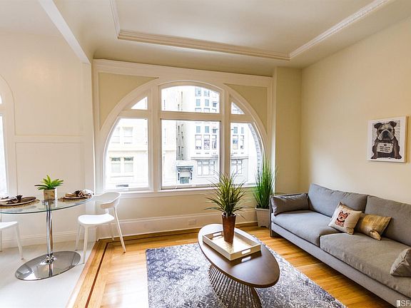 3rd image of 1106 Bush St APT 205