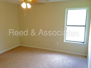 6879 Silver Hill Ln, Memphis, TN 38135