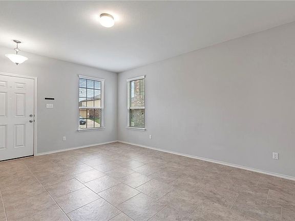 2nd image of 362 Martha Dr