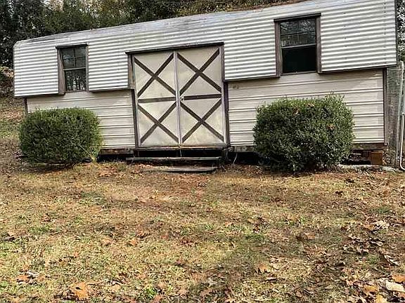 5th image of 801 Dogwood Dr