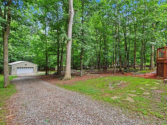 3rd image of 202 Academy Woods Dr