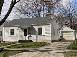 603 7th Ave, Charles City, IA 50616