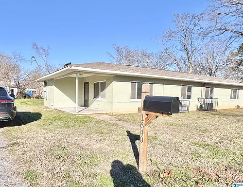 1640 57th St Photo 1