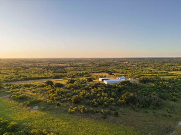 1952 Fm 1689, Comanche, TX 76442