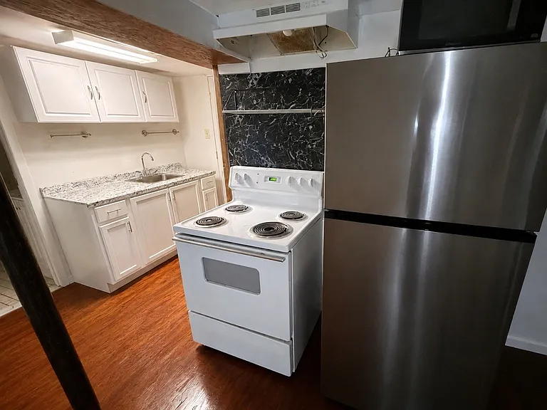 2089 Shelley Pl — Photo 2