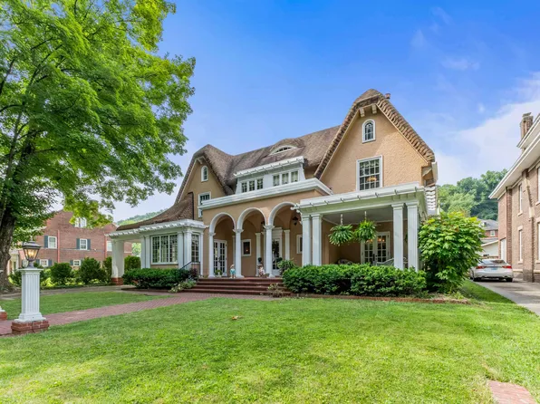 2008 Lexington Ave, Ashland, KY 41101