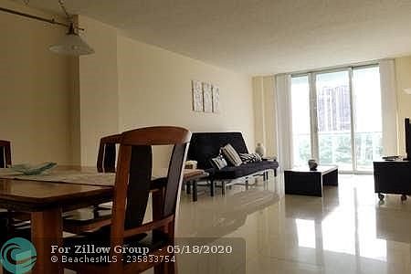 4th image of 19370 Collins Ave APT 624