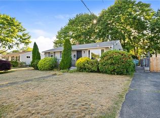 59 Liverpool St, Warwick, RI 02886